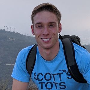 Meet your Posher, Dennis